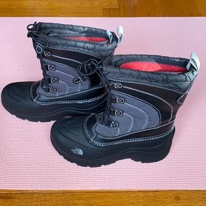 The North Face Therma Felt Insulated Waterproof  Snow Boots Black